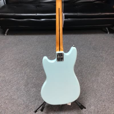 Squier Classic Vibe '60s Mustang Sonic Blue image 8