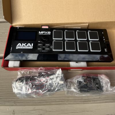 Akai MPX8 SD Sample Player | Reverb