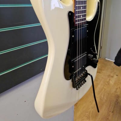 Charvel Model 3A MIJ Pearl White 1986 Electric Guitar image 2