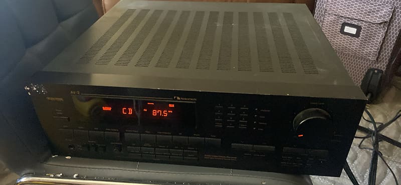 Nakamichi av receiver Av2  			