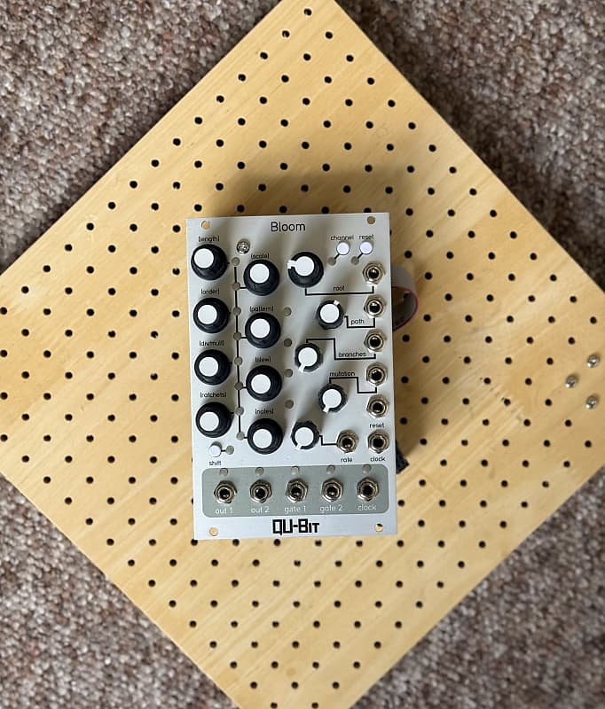 Qu-Bit Electronix Bloom