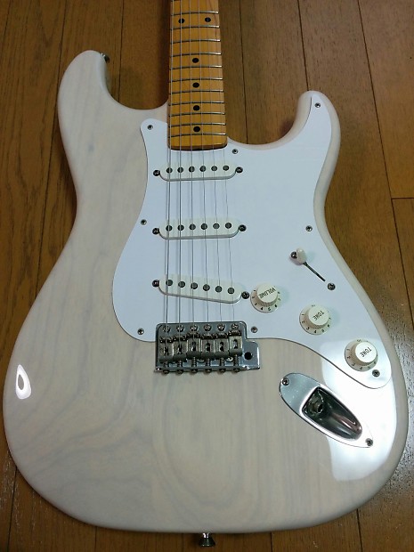 希少になる crafted Stratocaster S0-serial Japan Fender in 2006-8 Japan ギター