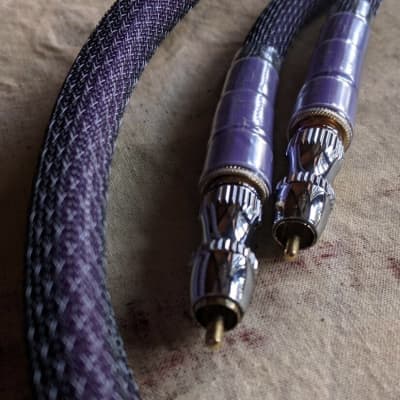Acoustic Zen Matrix Reference II RCA interconnect cables, pair 1m length 2010’s image 2