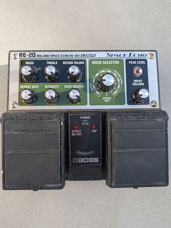 Boss RE-20 Space Echo