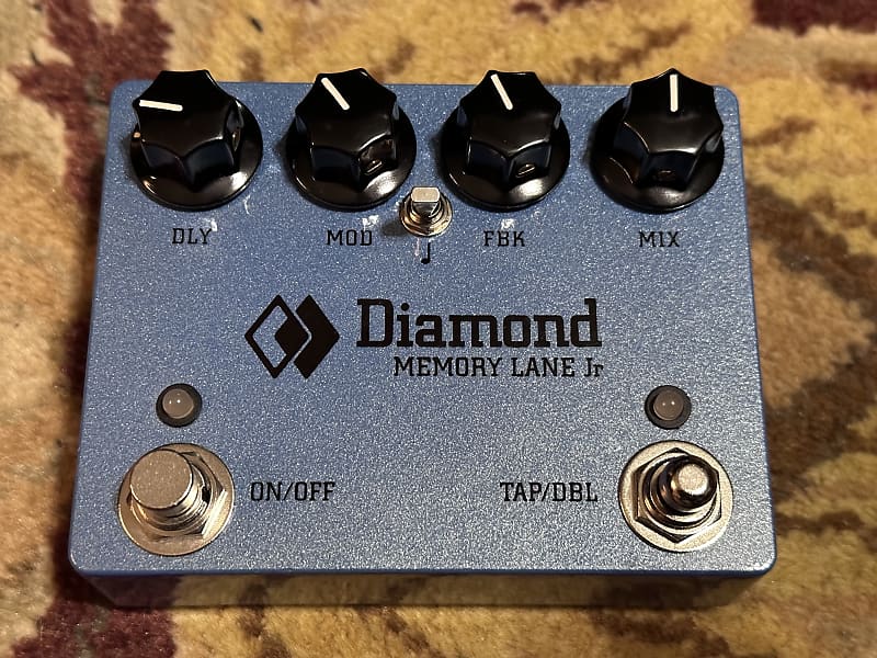 Diamond Memory Lane Jr V2 Blue Sparkle Reverb