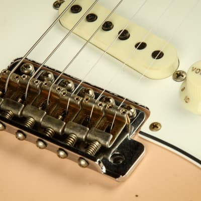 Fender Custom Shop LTD 1964 Stratocaster Relic - Super Faded Aged Shell Pink image 18