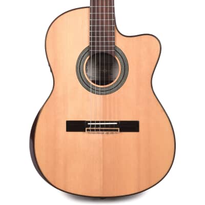 Alvarez AC70Hce Artist Classical Solid A+ Sitka Spruce/Rosewood Natural w/Armrest for sale