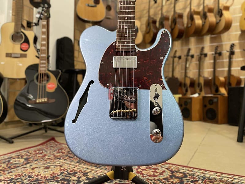 G&L ASAT Classic Bluesboy Semi-Hollow Lake Placid Blue | Reverb