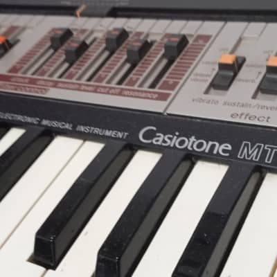 Casio MT-400V Casiotone Analog Filter Control (For repair or replacement pieces)