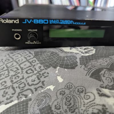 Roland JV-880 Multi Timbral Synthesizer Module 1992 - Black image 1