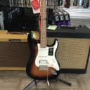 Fender Player Stratocaster HSS with Pau Ferro Fretboard (3-Color Sunburst)
