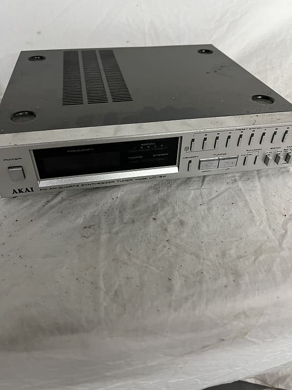 Akai UC-S4 Digital Tuner In Excellent Working Condition  			