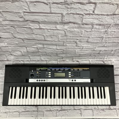 Yamaha PSR-248 - 61 key Electronic Keyboard Synthesize Very Clean
