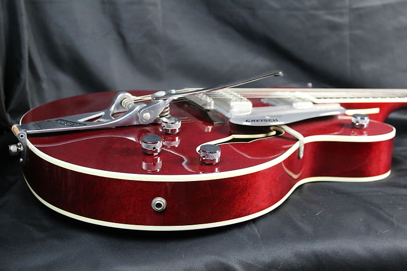 Gretsch G6119 Chet Atkins Signature Tennessee Rose Hollow