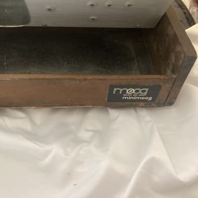 Minimoog Model D Mid- 1970s - Wood / maple image 4