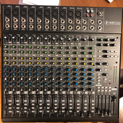 Mackie 1604VLZ4 16-Channel Mic / Line Mixer image 1