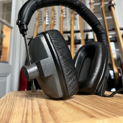 Beyerdynamic DT 150 image 1