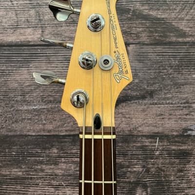 Fender DELUXE P BASS Bass Guitar (Sarasota, FL) (NOV23) image 3