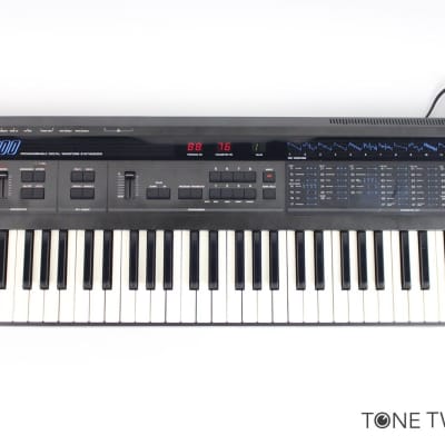 Korg DW-8000 1980s Digital Analog Synthesizer Keyboard midi VINTAGE SYNTH DEALER