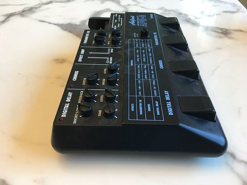 Aria Pro II APE-6 Multi Effects Delay Chorus Parametric EQ