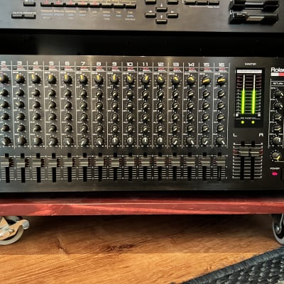 n*n様 Roland LINE MIXER M-160 ローランド　ミキサー Roland M-160 Line Mixer Stereo Recording Equipment Confirmed