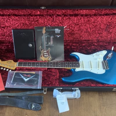 Fender Custom Shop Limited Edition 65 Stratocaster Journeyman Relic Electric Guitar 2022 - Aged Blue sparkle for sale