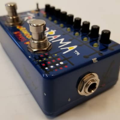 ZVex Tremorama Tremolo Hand-Painted Guitar Effects Pedal (TR-PAINTED) image 3