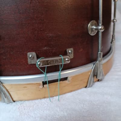 WFL  Custom  snare drum 15x5 1958 Mahogany image 2