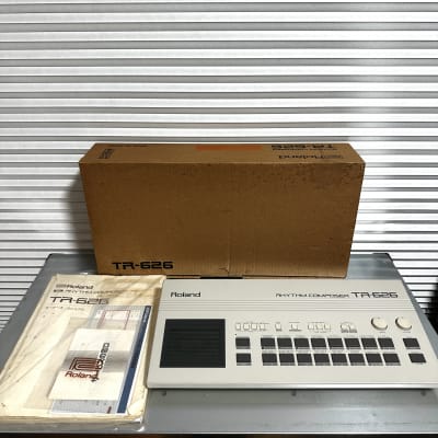 Roland TR-626 Rhythm Composer 1980s - White