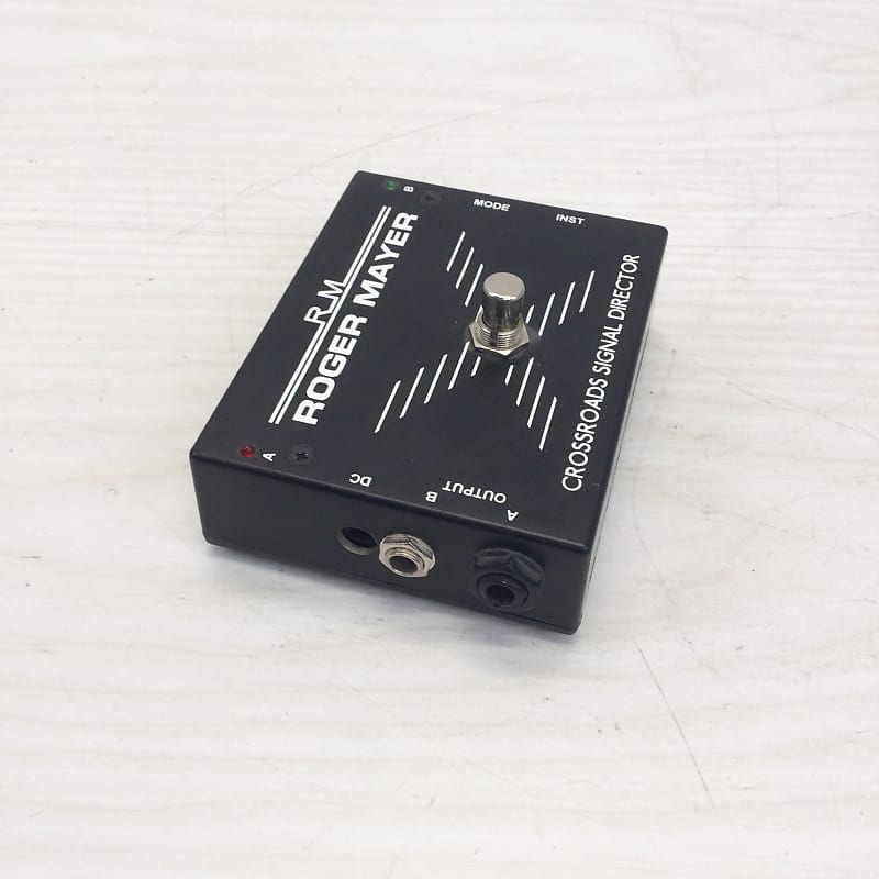 ギター Roger Mayer Crossroads Signal Director Roger Mayer Crossroads Signal Director. | Reverb