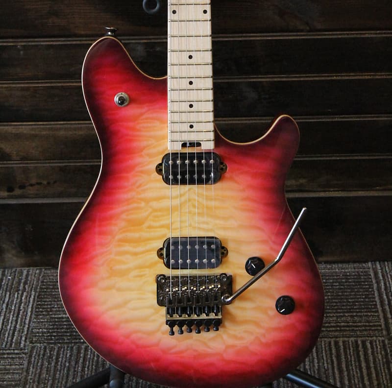 EVH Wolfgang WG Standard Quilt Maple Mango Burst