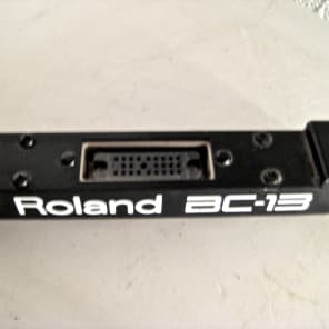 Roland  BC-13 old style to new 13pin Roland Guitar Synthesizer cable converter image 3