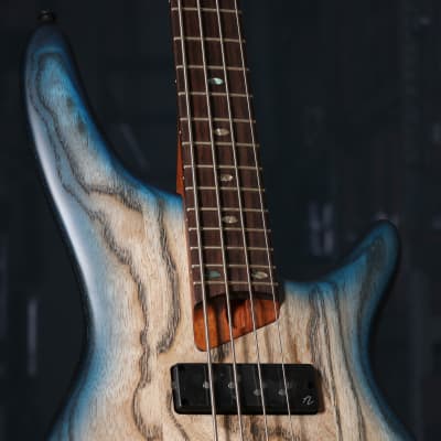 Ibanez SR600E Electric Bass Guitar in Cosmic Blue Starburst image 3