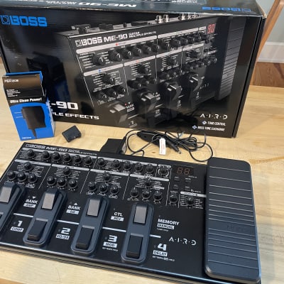 BOSS ME-90 Guitar Multiple Effects Introducing the most