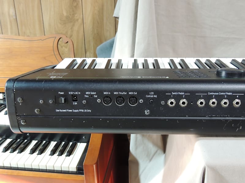 Kurzweil PC-88 88 weighted key stage piano with Manual & AC Adapter [Three  Wave Music]