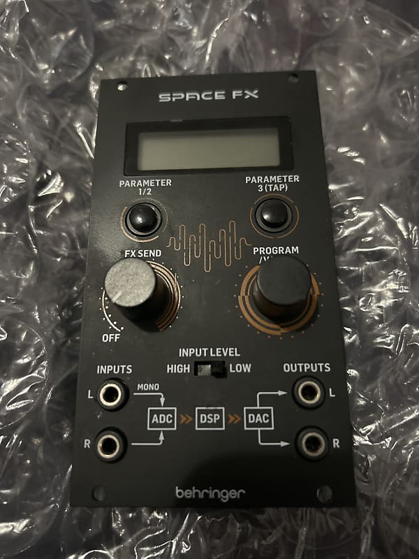 Behringer Space FX