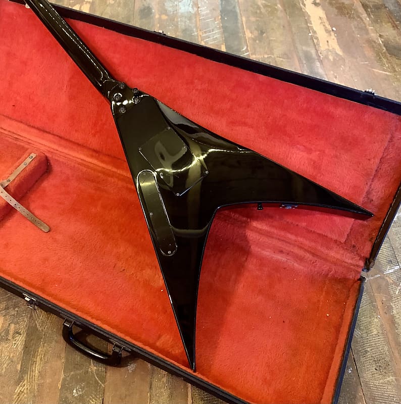 ESP edwards E-C-105V Flying V Chisato signature penicillin