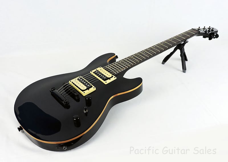 Fernandes Dragonfly Standard with SKB Hard Case Excellent Fernandes Dragonfly Standard with SKB Hard Case Excellent