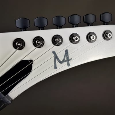 Manuel Ali Guitars X6 Custom Explorer 2019 white Metallic image 11
