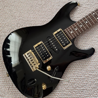 IBANEZ SV470 electric guitars