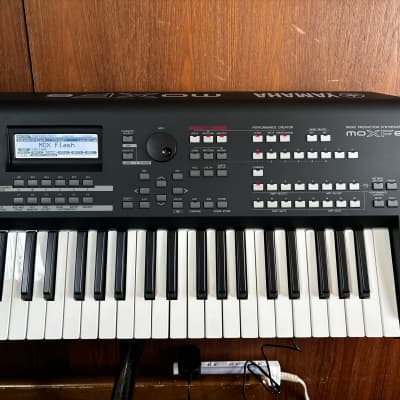 Yamaha MOXF6 61-key Synthesizer Workstation w/ box MOTIF XF sound quality image 3