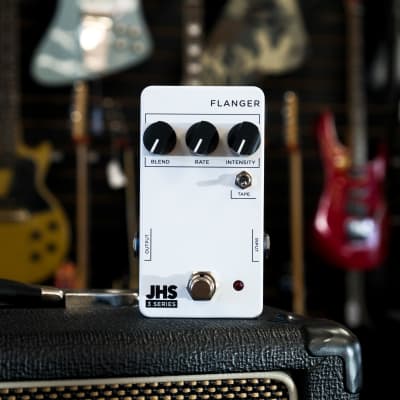 JHS 3 Series Flanger | Reverb