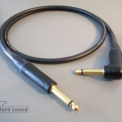 Mogami W3082 Studio Amp Speaker Cable | 20 FT | Straight to Right Gold Neutrik Plugs