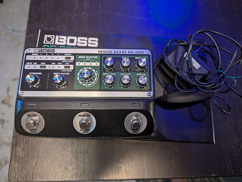 Boss RE-202 Space Echo