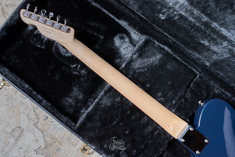 Larrivée Baker-T Classic - Midnight Blue Metallic | Reverb
