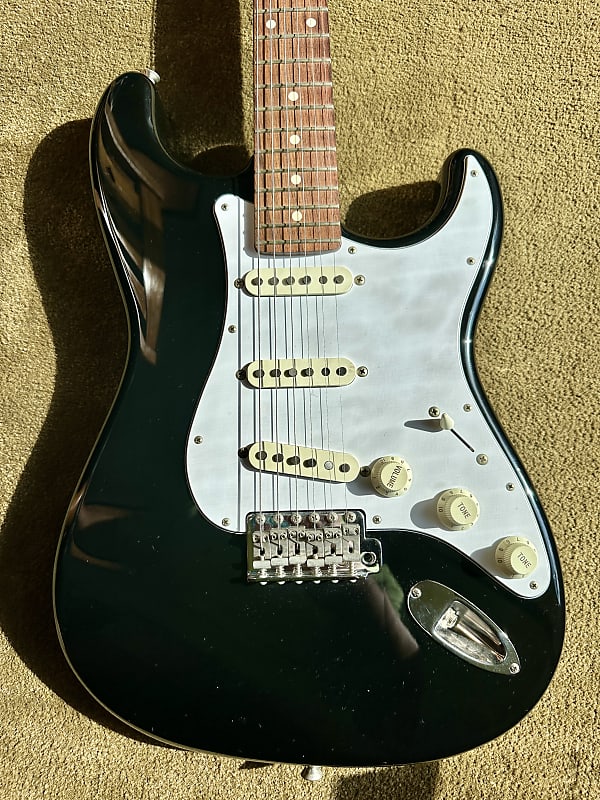 Fujigen (FGN) Basic Classic Stratocaster, BST10RBD-BK/01 Fujigen (FGN) Basic Classic Stratocaster, BST10RBD-BK/01