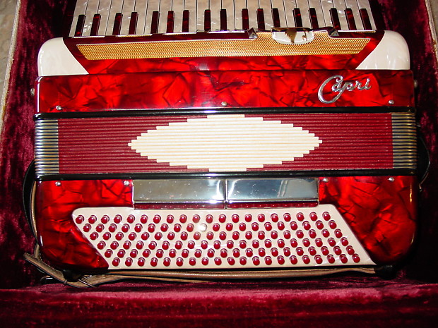 Capri accordion hot sale