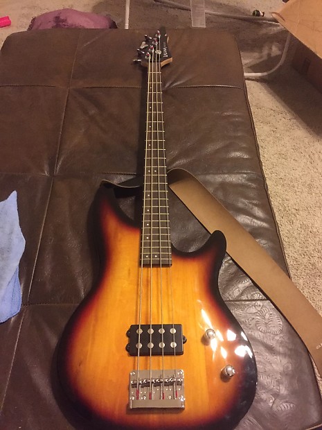 Laguna bass guitar cheap