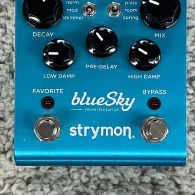 Strymon Blue Sky Reverberator V1 2010 - 2022 - Blue - Used but 