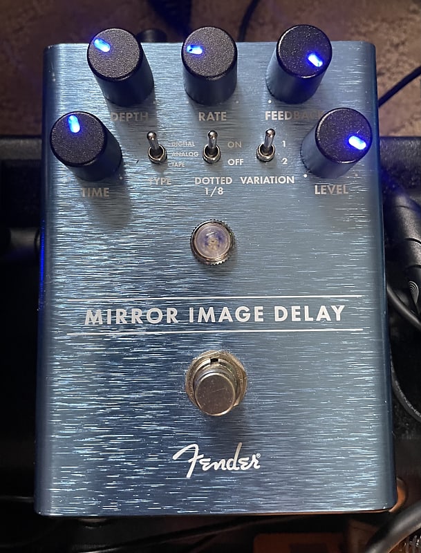 Fender Mirror Image Delay